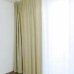 Verdunkelungsvorhang: Blackout/Verdunkelungs/Hotelvorhang ZÜRICH in gold/beige