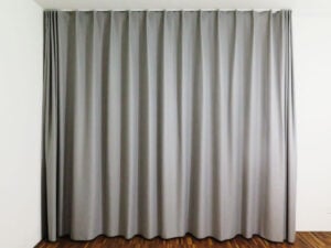 Curtains Shows a gray curtain from the Swiss Online Store vorhangbox.ch