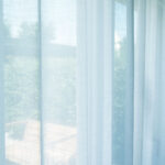 Vorhang Fenster - Tagesvorhang blau mit Ausblick