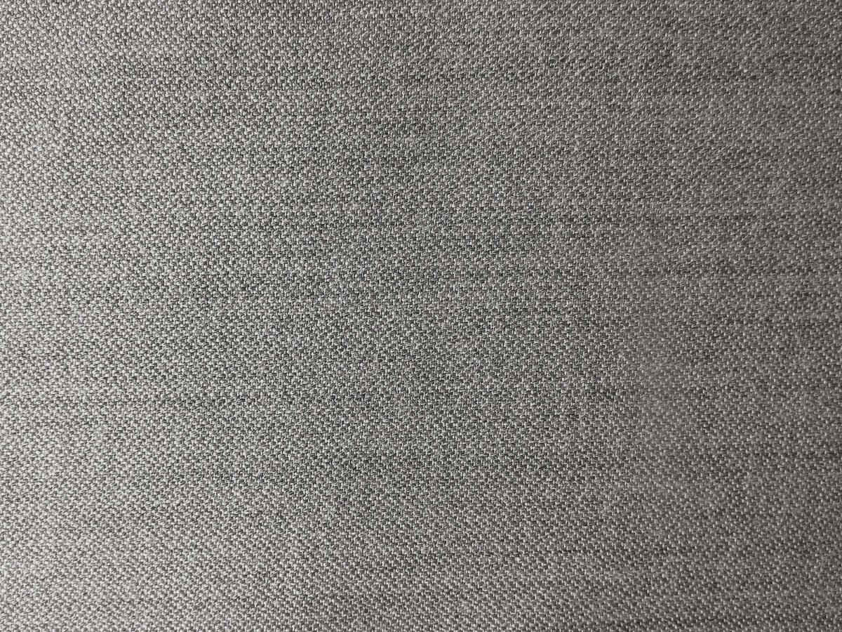 Stoffdetail Nachtvorhang DENEB grau (Natur-Optik). Stoffdetail Nachtvorhang DENEB grau (Natur-Optik).