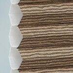 Stoffdetail vom Wabenplissee DUETTE® EOS® FIXÉ ELAN METALLIC STRIPES in Bronze [0826]