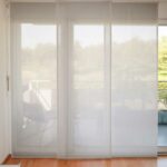 Flächenvorhang BENU PURE FR in Grau [305] - Raumansicht