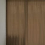 Tag-/Nachtvorhang SURSEE in Dunkelbraun [184] - Raumansicht
