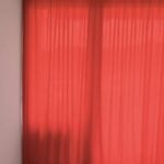 Tag-/Nachtvorhang SURSEE in Rot [300] - Raumansicht