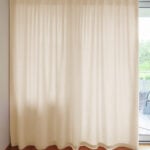 Nachtvorhang MANTUA in Beige [076] - Raumansicht