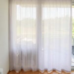 Tagesvorhang COLMAR in Altrosa [061] - Raumansicht